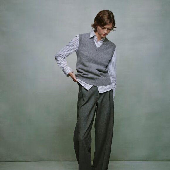 NWT Aritzia The Effortless Pant™ - (Re)ssential Heather Charcoal 6 Short - Picture 6 of 10